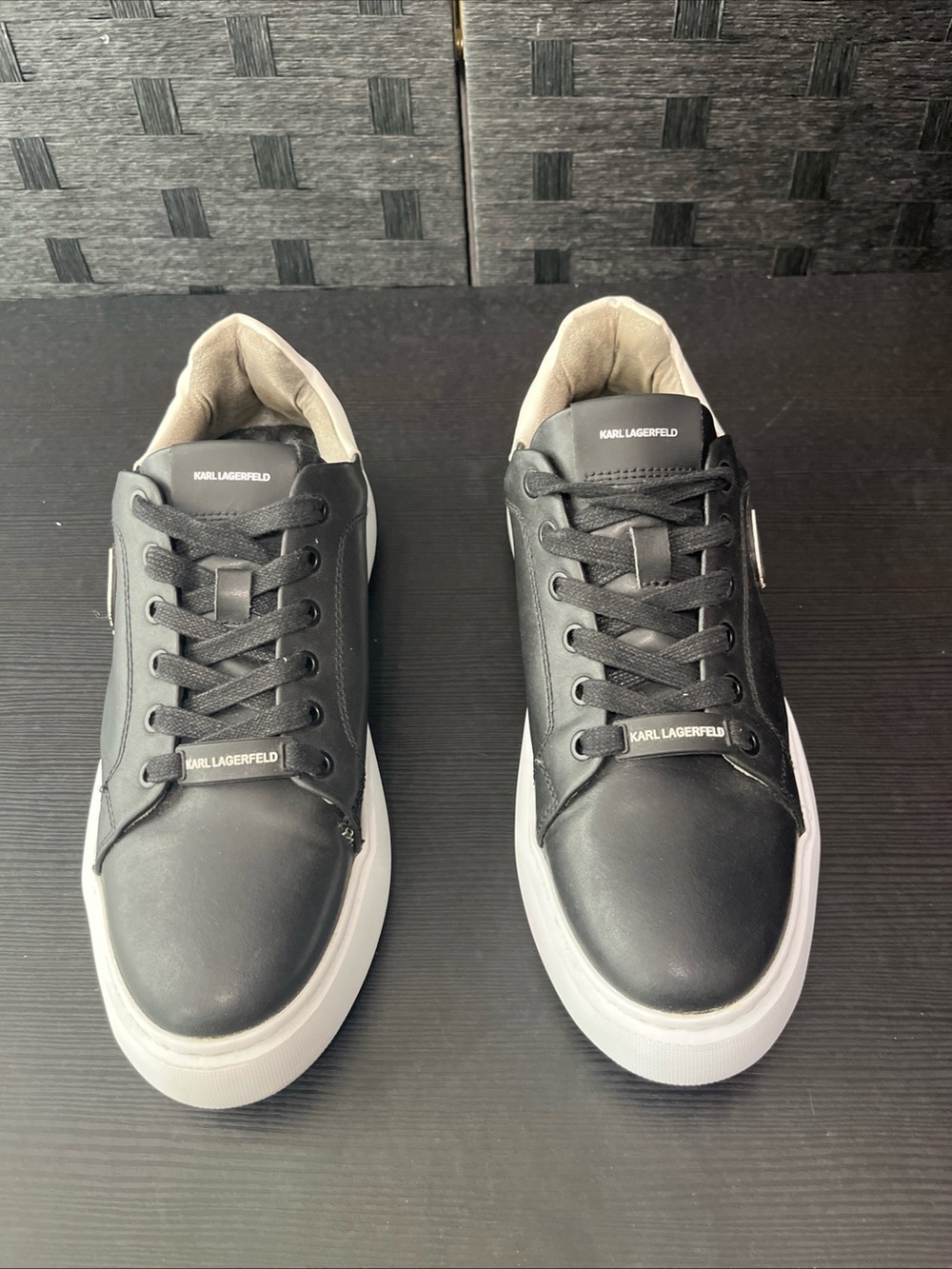 Karl Lagerfeld Paris Men's Karl Head Sneakers Black/White Size 8.5
